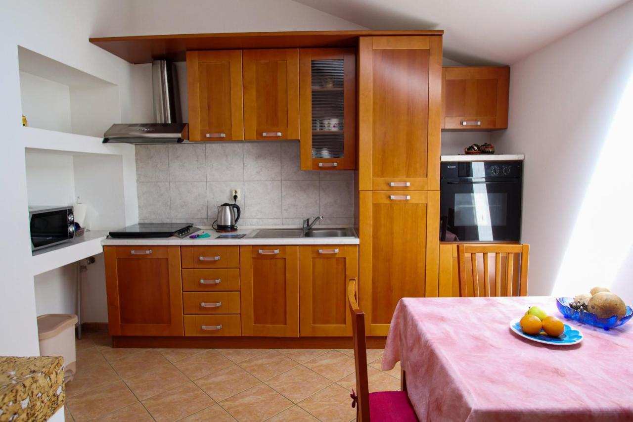 Amu Apartment Pula Exterior photo